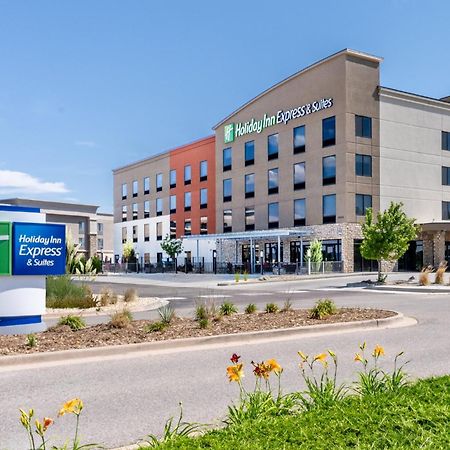 Holiday Inn Express & Suites - Colorado Springs Afa Northgate By Ihg Exteriör bild