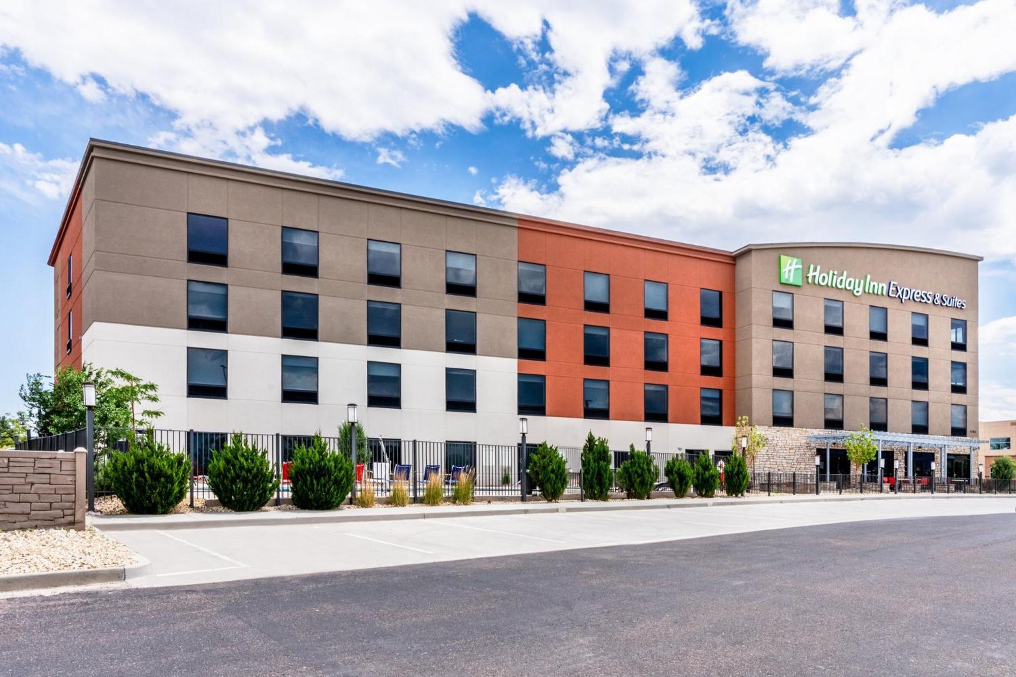 Holiday Inn Express & Suites - Colorado Springs Afa Northgate By Ihg Exteriör bild
