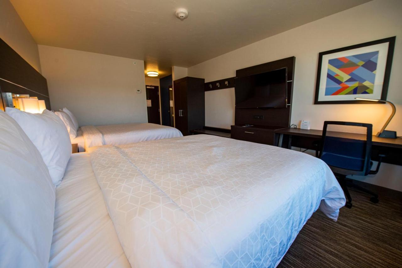 Holiday Inn Express & Suites - Colorado Springs Afa Northgate By Ihg Rum bild